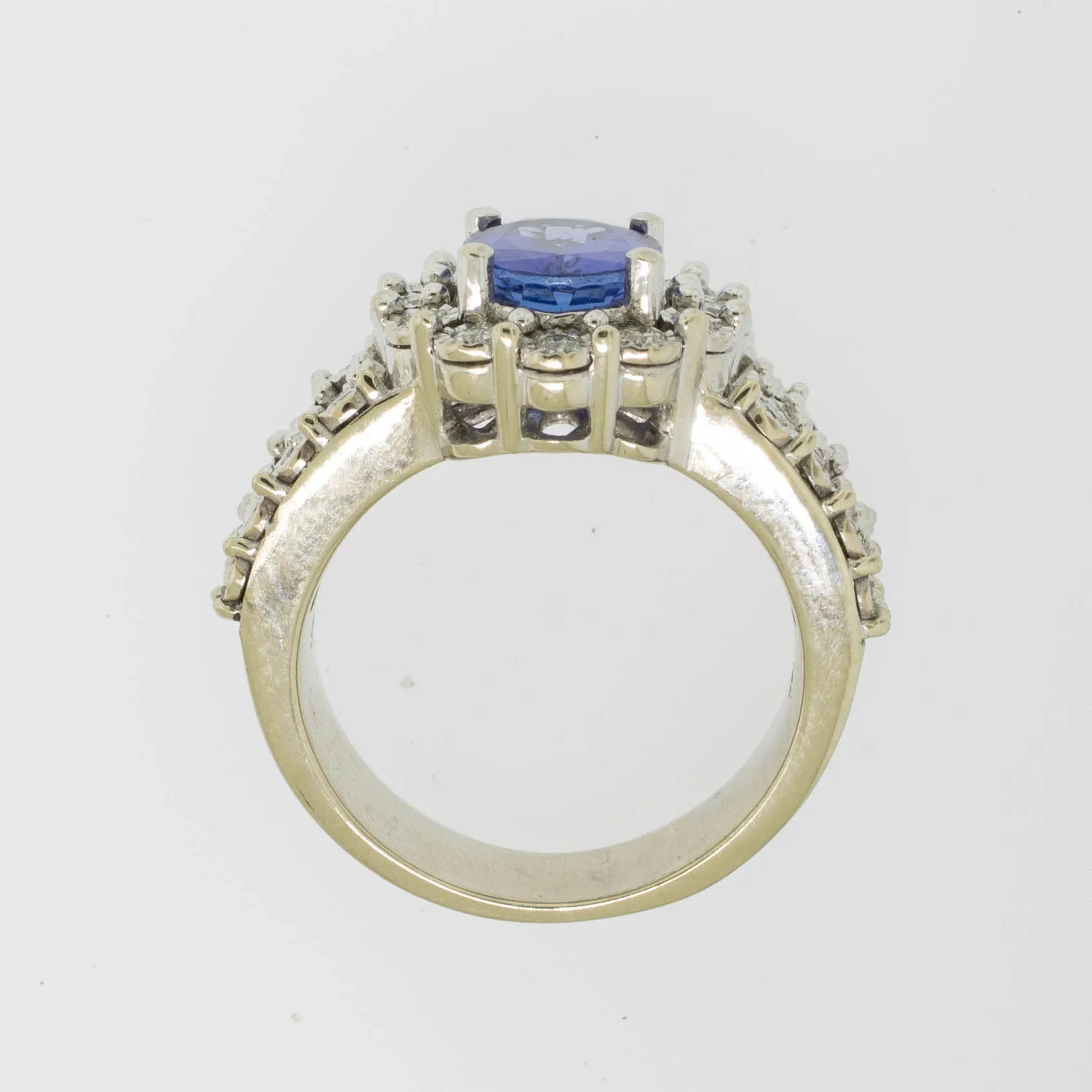 14K White Gold Diamond (.52CTTW) and Tanzanite(~2CT) Ring Size 7 Preowned