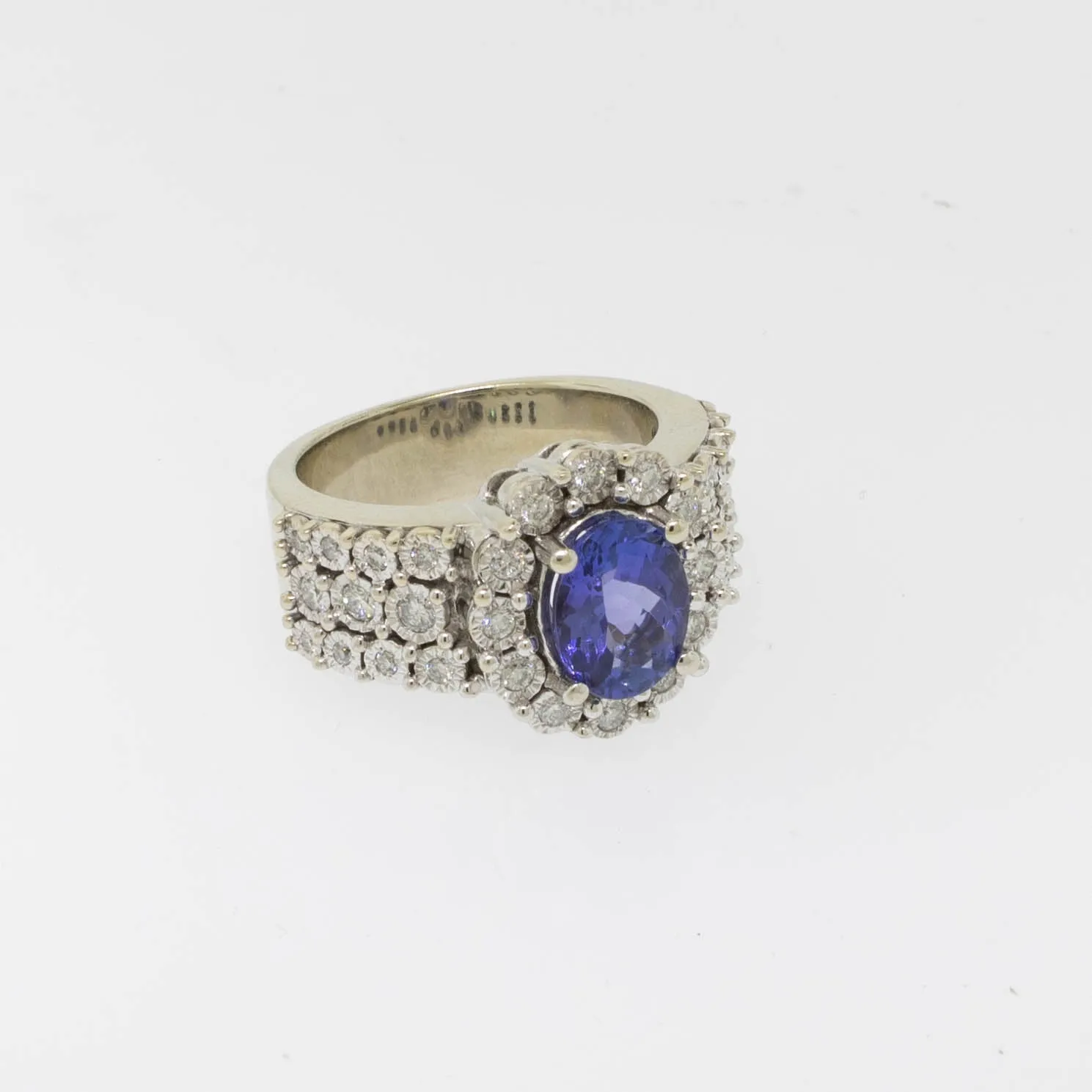 14K White Gold Diamond (.52CTTW) and Tanzanite(~2CT) Ring Size 7 Preowned