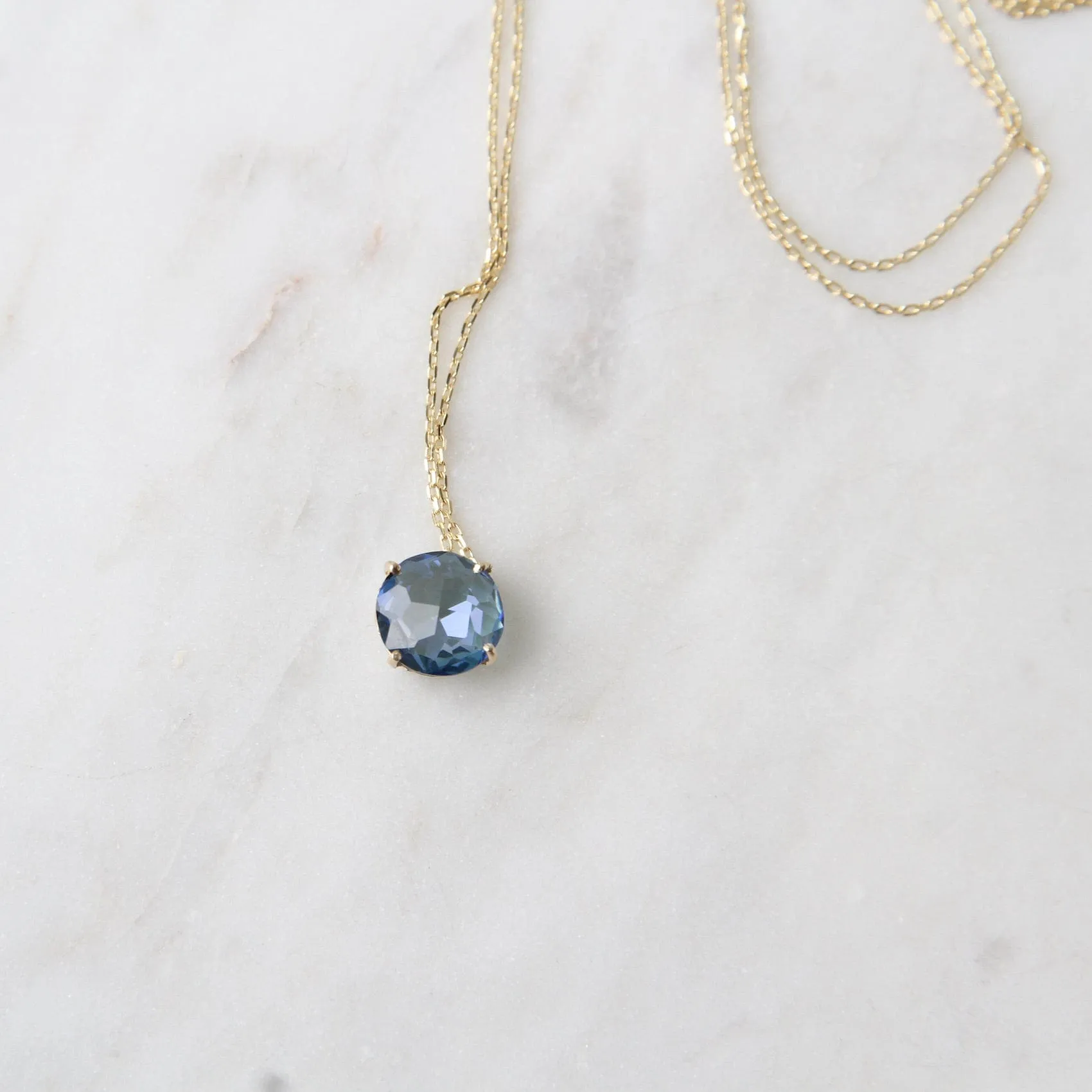 14k Yellow Gold 8mm Round English Blue Topaz Necklace