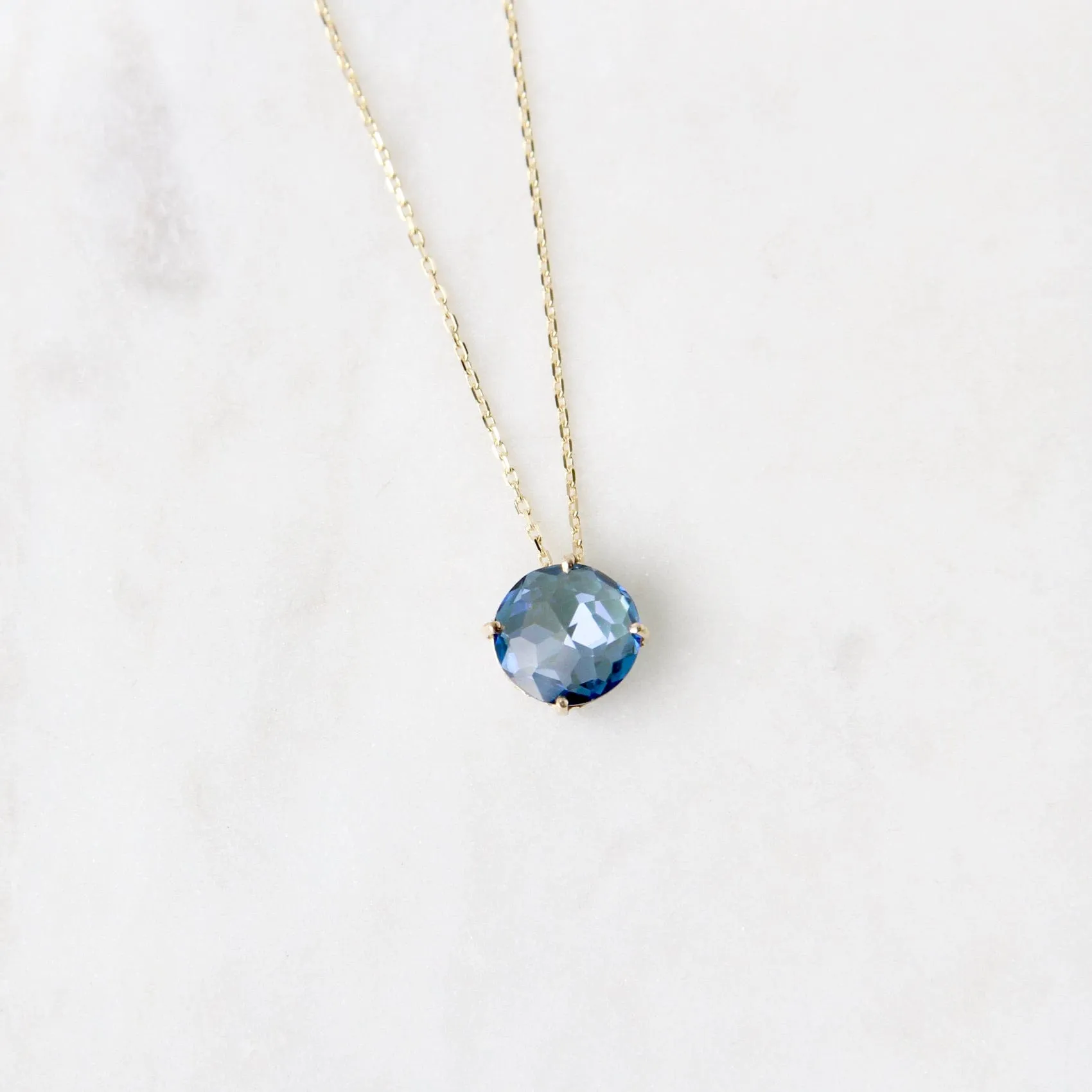 14k Yellow Gold 8mm Round English Blue Topaz Necklace