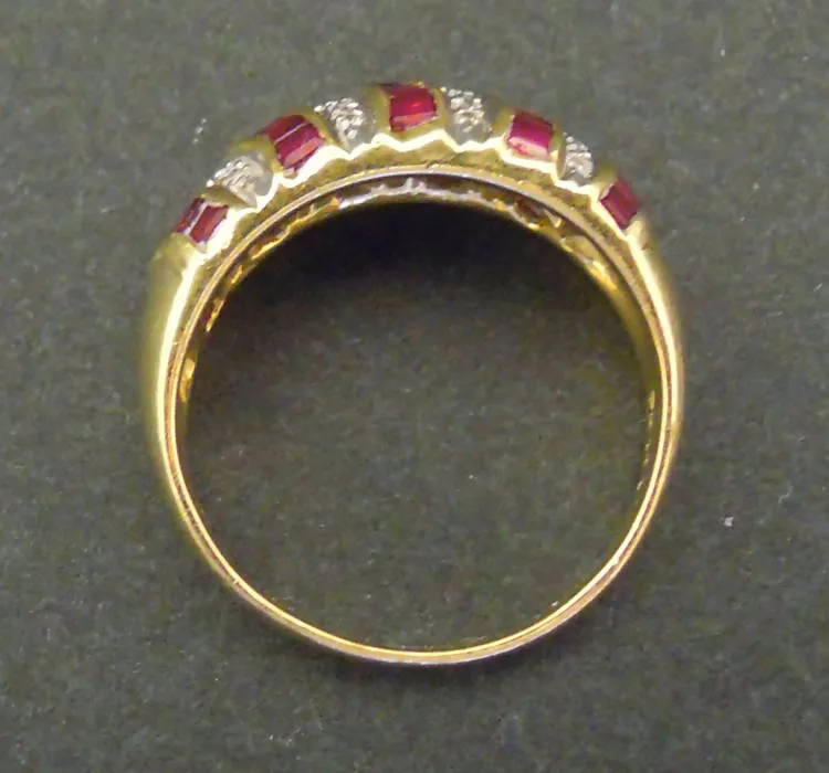 18ct gold diamond and ruby bombe ring, UK size L