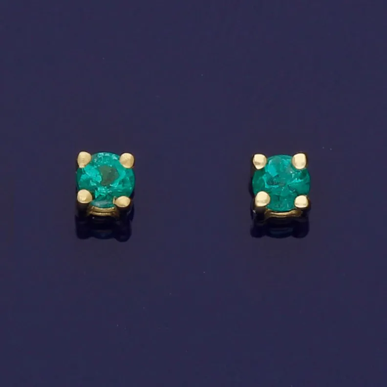 18ct Yellow Gold Emerald 2.5mm Stud Earrings