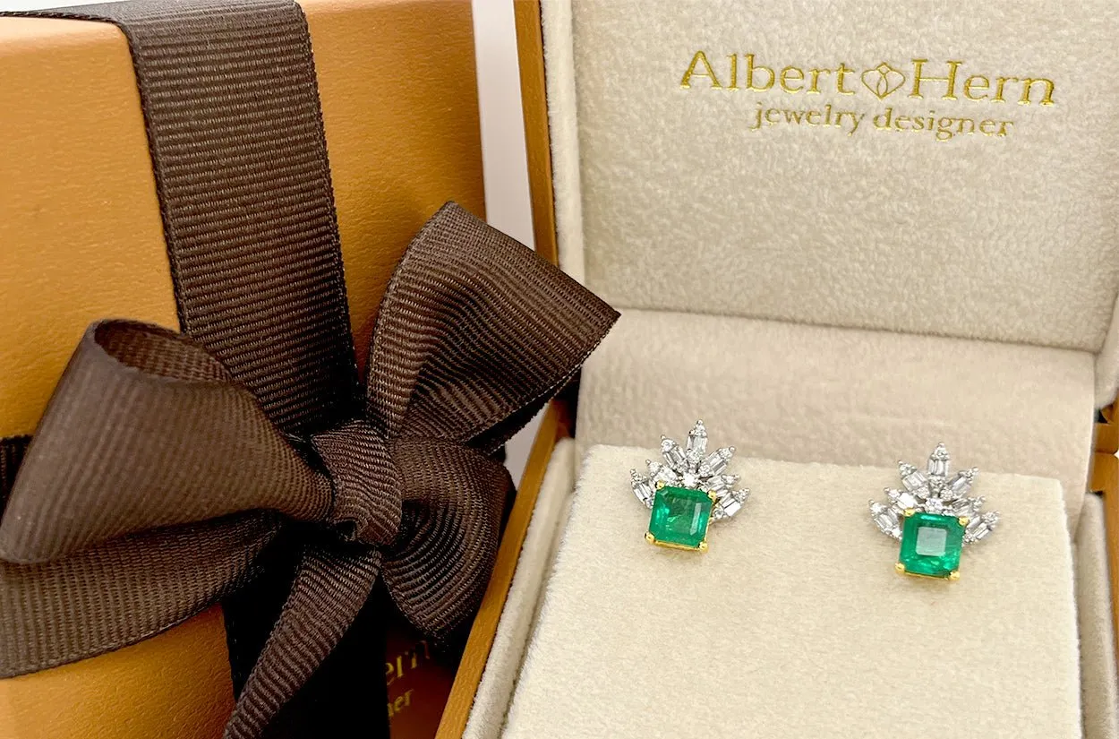 Earrings 18kt Gold Square Emerald & Marquise Illusion Diamonds