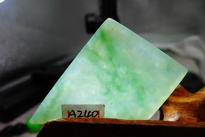 Natural Jade Rough Jadeite Raw (10g,3.5X2.9X0.4cm)