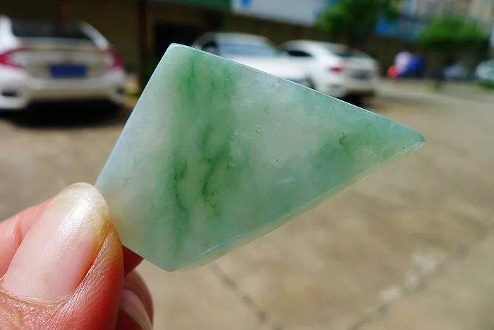 Natural Jade Rough Jadeite Raw (10g,3.5X2.9X0.4cm)