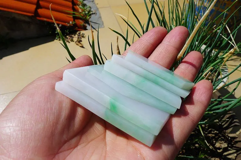 Natural Jade Rough Jadeite Raw 112g