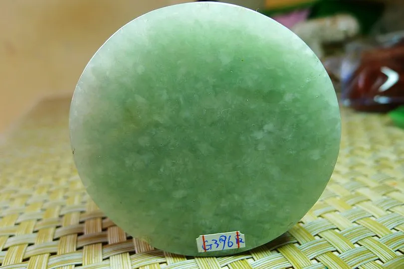 Natural Jade Rough Jadeite Raw (144g,6X6X1.5cm)