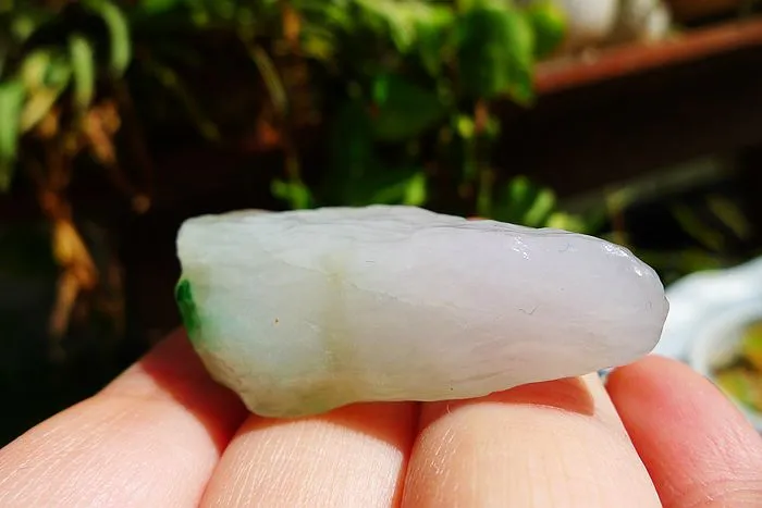 Natural Jade Rough Jadeite Raw (22g,4.1X2.2X1.3cm)