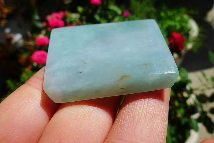 Natural Jade Rough Jadeite Raw (25g,4.8X3.9X0.5cm)