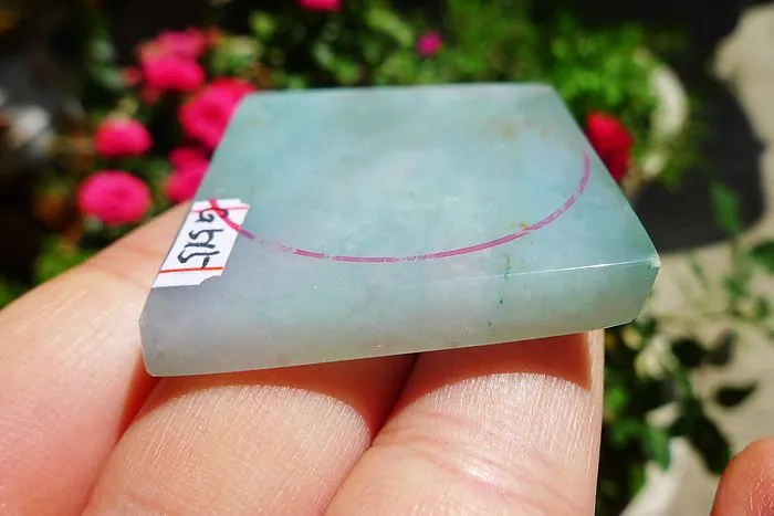 Natural Jade Rough Jadeite Raw (25g,4.8X3.9X0.5cm)