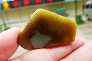 Natural Jade Rough Jadeite Raw (30g,4.8X3.1X0.8cm)