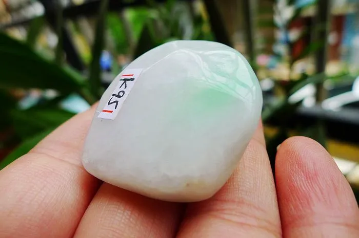 Natural Jade Rough Jadeite Raw (33g,3.6x3.2x1.7cm)