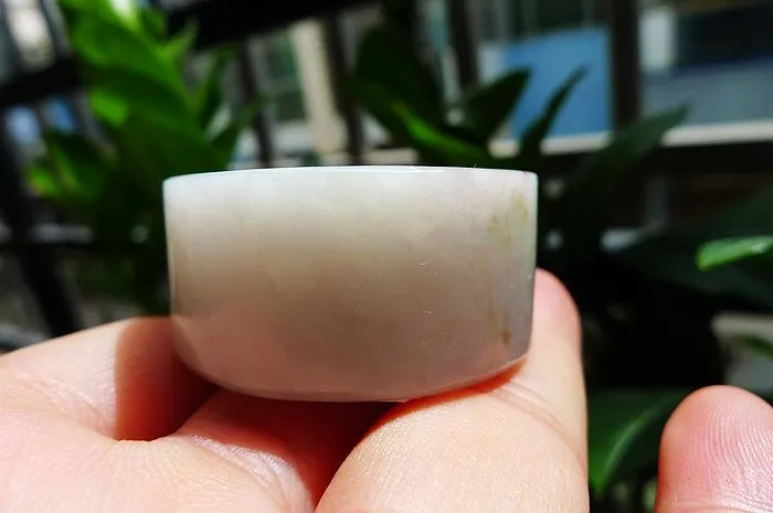 Natural Jade Rough Jadeite Raw (65g,3.7X1.8cm)