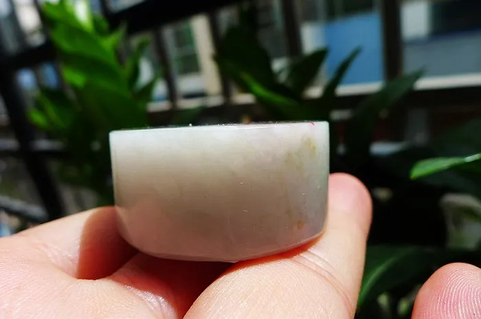 Natural Jade Rough Jadeite Raw (65g,3.7X1.8cm)