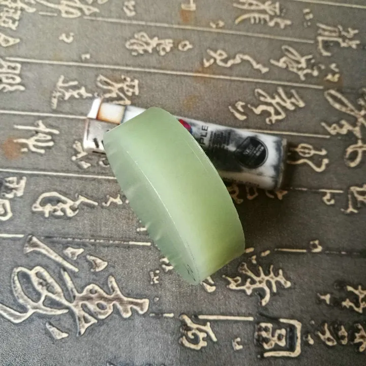 Natural Kunlun Jade Rough Nephrite Raw (132g, 5.7X1.7cm)