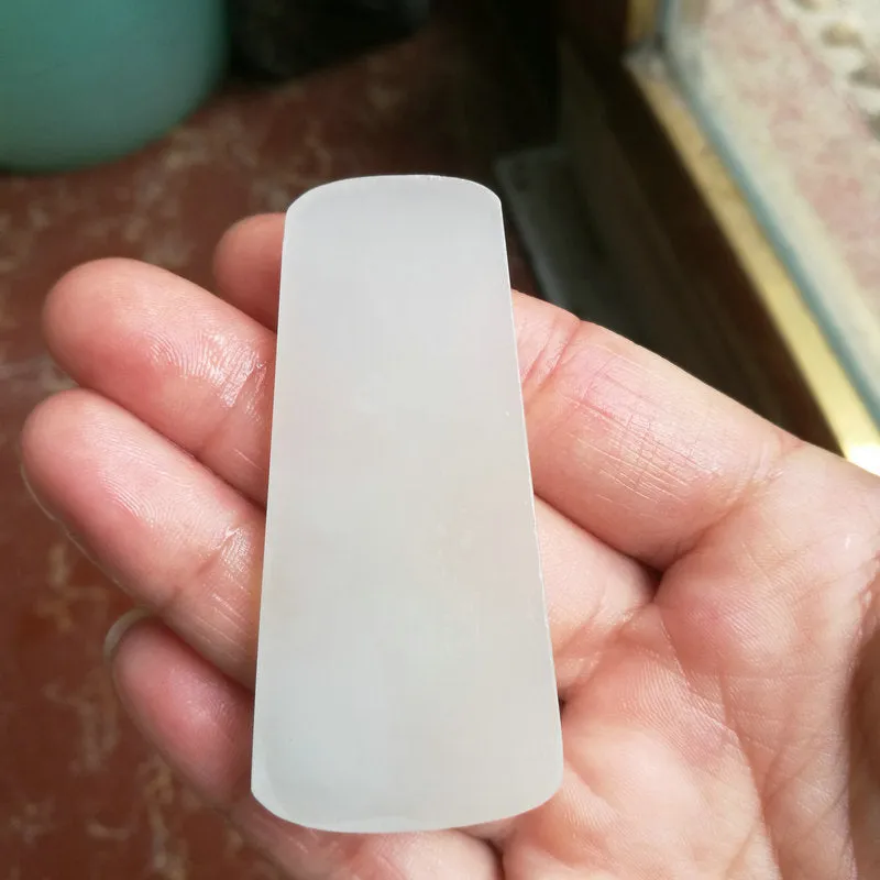 Natural Kunlun Jade Rough Nephrite Raw (22g, 6X2.9X0.4cm)