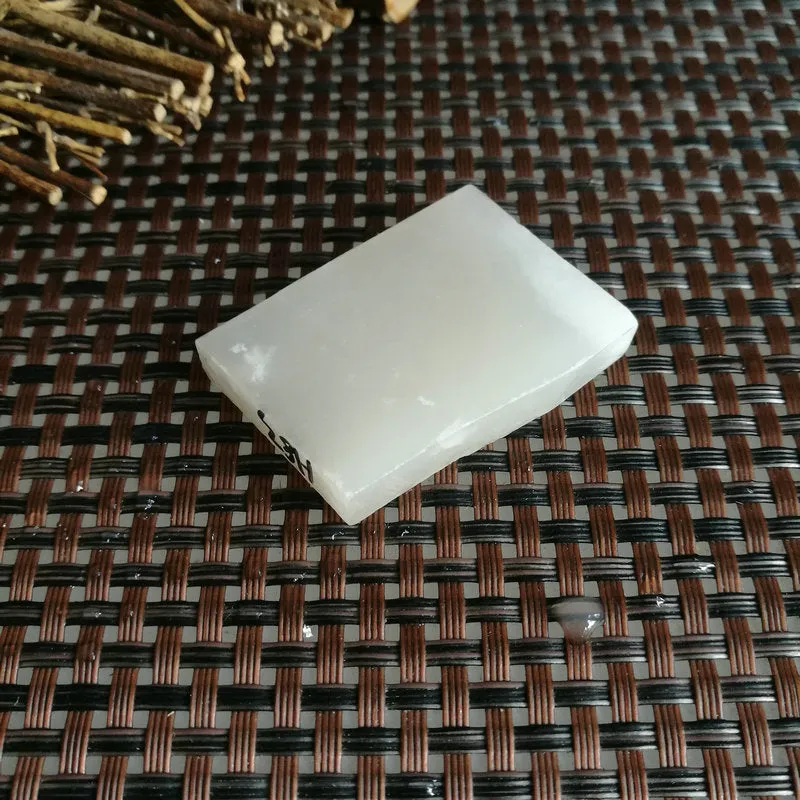 Natural Kunlun Jade Rough Nephrite Raw (22g,3.9X2.6X0.7cm)