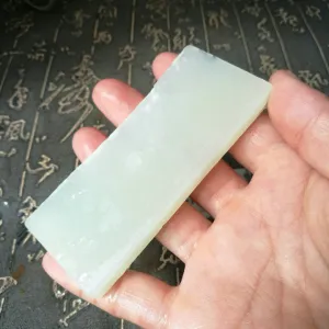 Natural Kunlun Jade Rough Nephrite Raw (78g, 9X3.7X0.7cm)