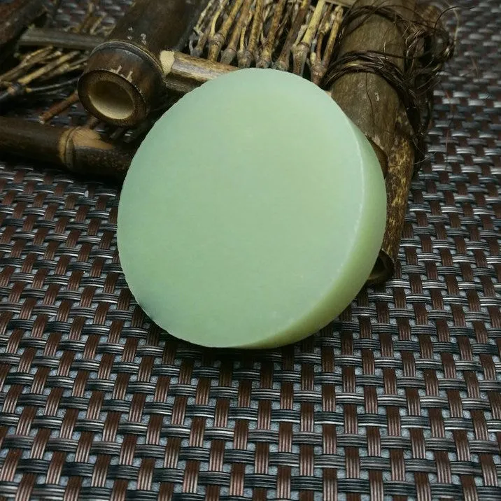 Natural Kunlun Jade Rough Nephrite Raw (95g,5.5X1.4cm)