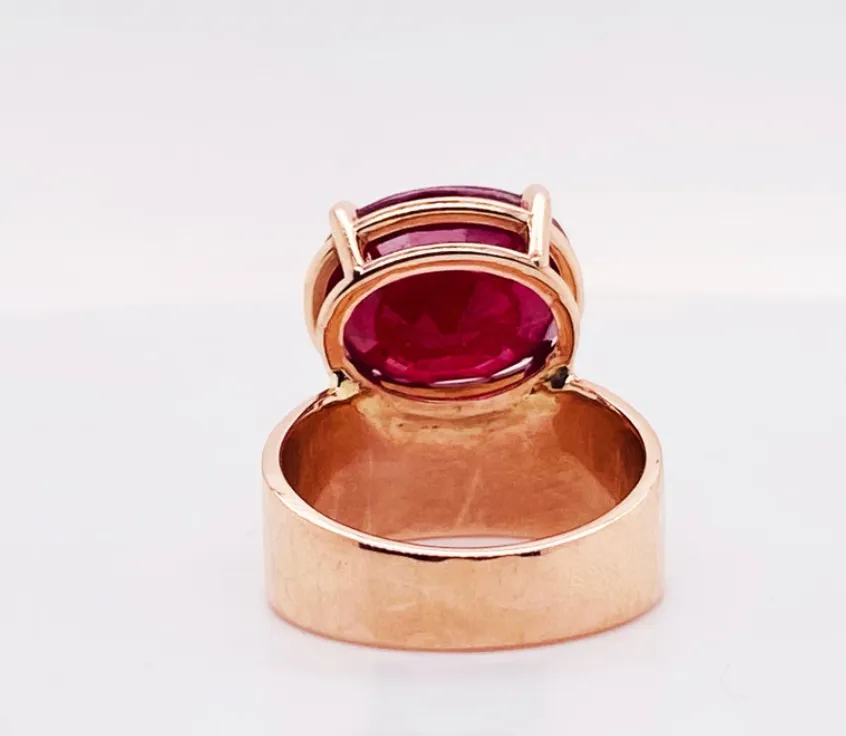 Oval Ruby Hammered Band