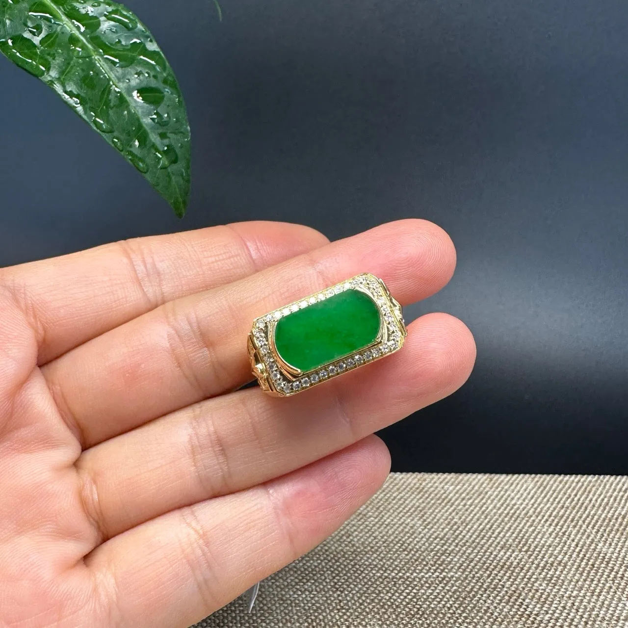 RealJade® "Signature Signet" 18K Yellow Gold  Imperial Jadeite Jade Classic Men's Ring