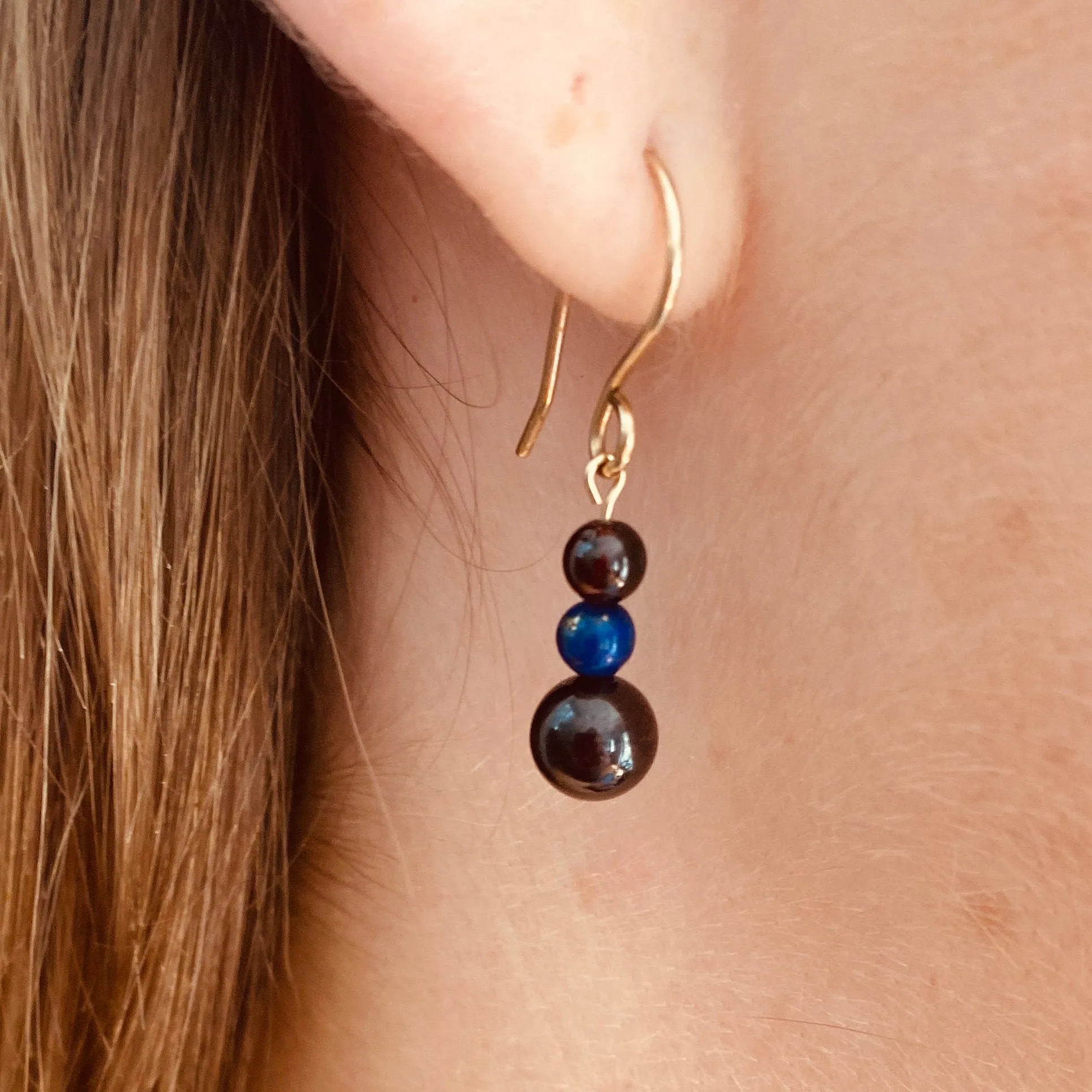 Solid 9 Carat Yellow Gold Red Garnet and Lapis Lazuli Earrings